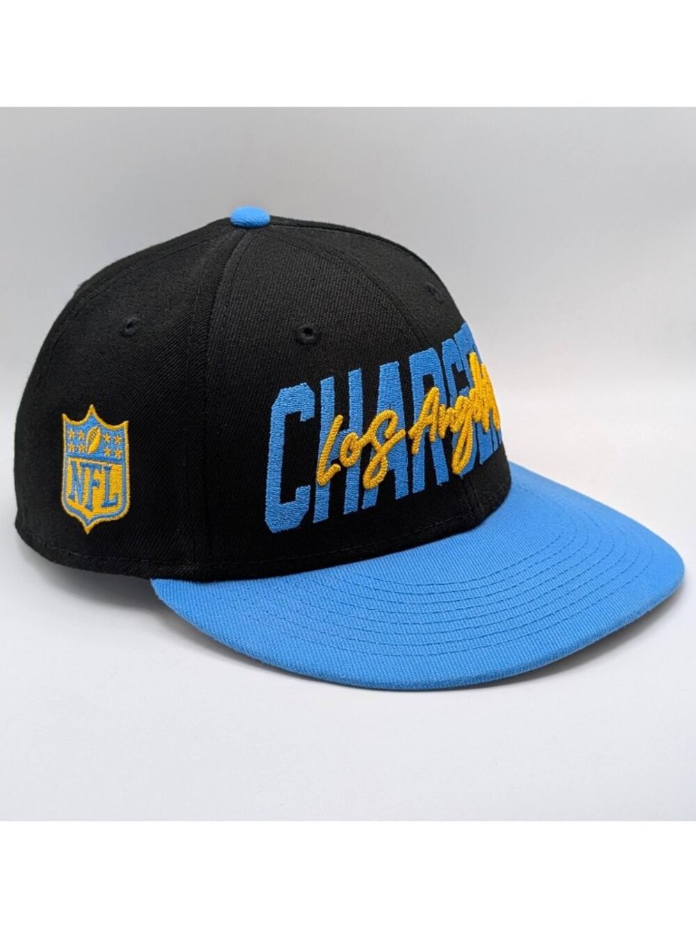 Los Angeles Chargers New Era Hat Cap NFL Blue Black Football Size 7 3/8 Fitted
